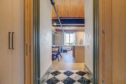 Photo 4 at 501 - 781 King Street W, Niagara, Toronto