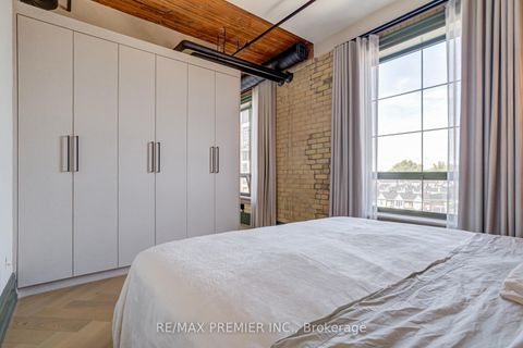 Photo 15 at 501 - 781 King Street W, Niagara, Toronto