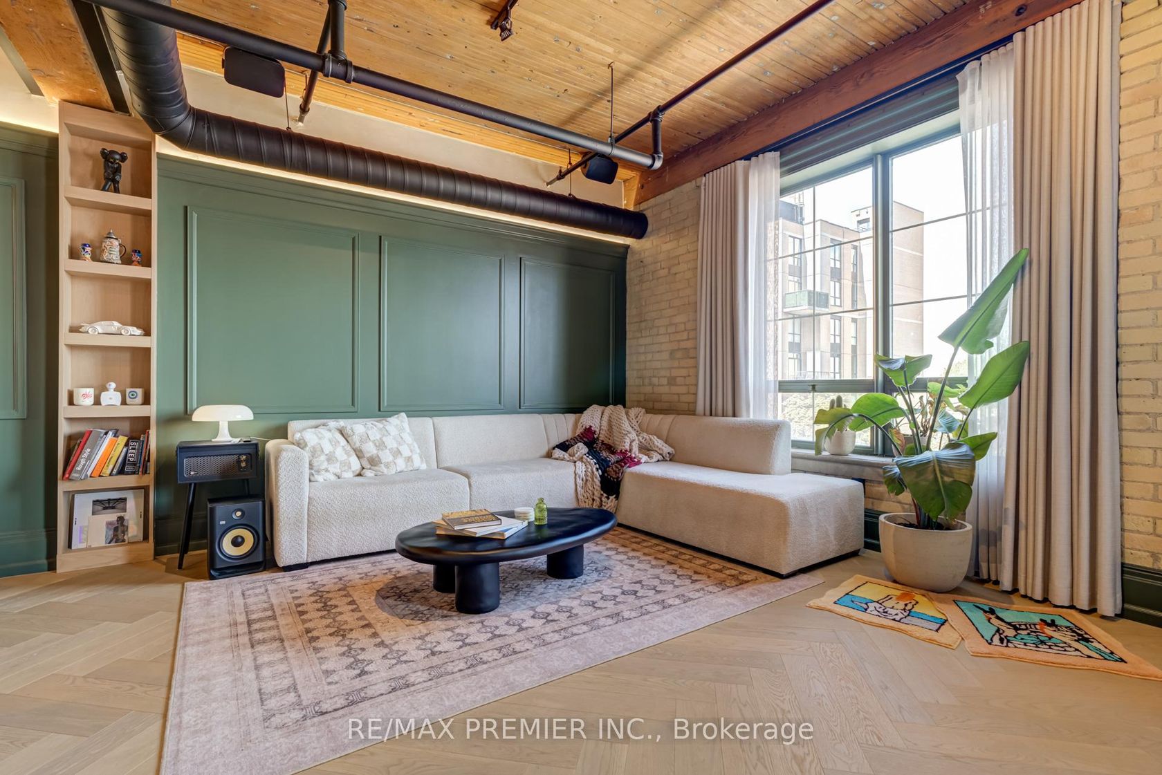 501 - 781 King Street W, Niagara, Toronto 