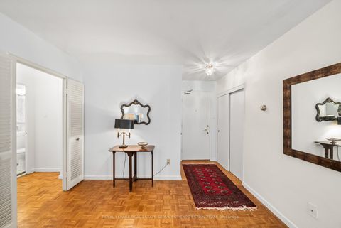 Photo 6 at 204 - 581 Avenue Road, St. Clair, Toronto
