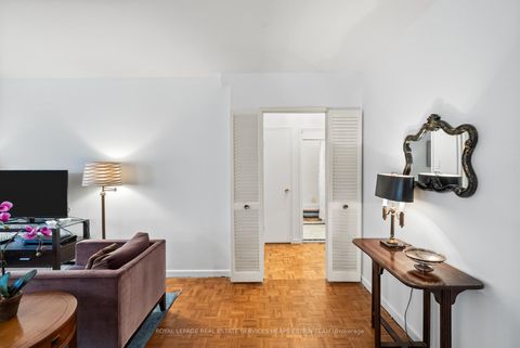 Photo 7 at 204 - 581 Avenue Road, St. Clair, Toronto