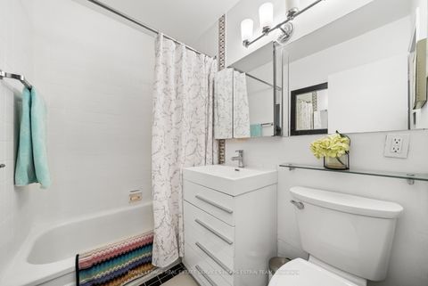Photo 12 at 204 - 581 Avenue Road, St. Clair, Toronto