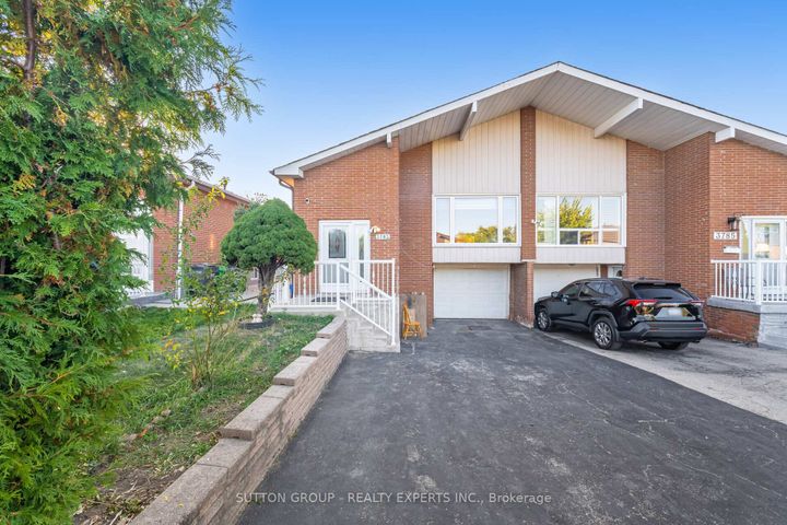 Photo 1 at 3783 Keenan Crescent, Malton, Mississauga