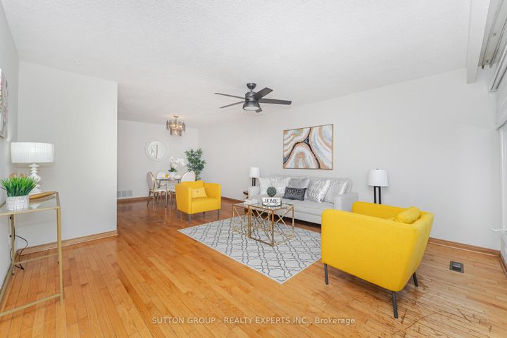 Photo 7 at 3783 Keenan Crescent, Malton, Mississauga