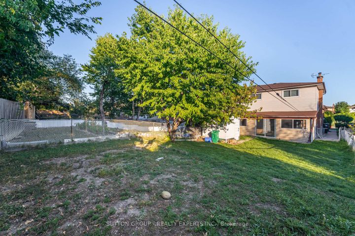 Photo 47 at 3783 Keenan Crescent, Malton, Mississauga