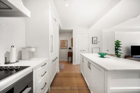 Photo 9 at 602 - 30 Old Mill Road, Kingsway South, Toronto