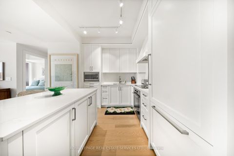 Photo 10 at 602 - 30 Old Mill Road, Kingsway South, Toronto