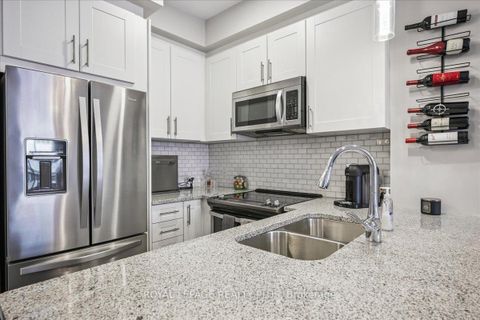 Photo 10 at 414 - 216 Oak Park Boulevard, RO River Oaks, Oakville