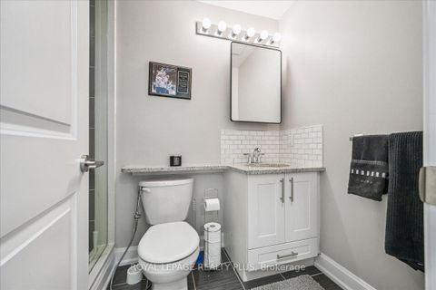Photo 12 at 414 - 216 Oak Park Boulevard, RO River Oaks, Oakville