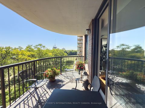 Photo 15 at 705 - 47 St Clair Avenue W, St. Clair, Toronto