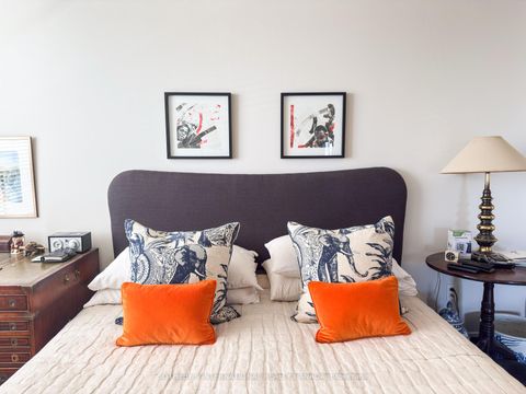 Photo 25 at 705 - 47 St Clair Avenue W, St. Clair, Toronto
