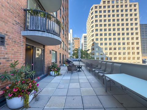 Photo 32 at 705 - 47 St Clair Avenue W, St. Clair, Toronto