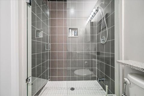 Photo 13 at 414 - 216 Oak Park Boulevard, RO River Oaks, Oakville