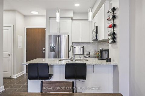 Photo 19 at 414 - 216 Oak Park Boulevard, RO River Oaks, Oakville