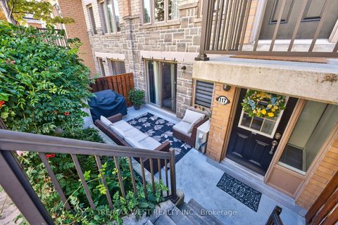Photo 2 at 117 - 14 Foundry Avenue, Junction, Toronto