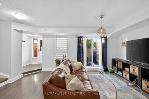 Photo 17 at 117 - 14 Foundry Avenue, Junction, Toronto