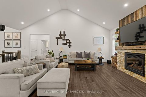 Photo 7 at 49 Sydenham Trail W, Rural Clearview, Clearview