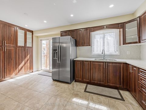 Photo 3 at 65 Bob O'link Avenue, Glen Shields, Vaughan