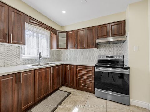Photo 6 at 65 Bob O'link Avenue, Glen Shields, Vaughan
