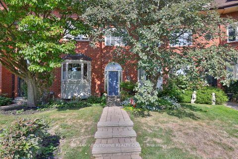 Photo 1 at 68 Tradewind Drive, BR Bronte, Oakville