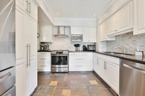 Photo 10 at 68 Tradewind Drive, BR Bronte, Oakville