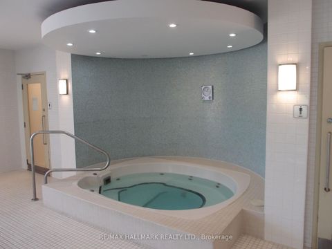 Photo 23 at 2525 - 230 Queens Quay W, Waterfront Communities C1, Toronto