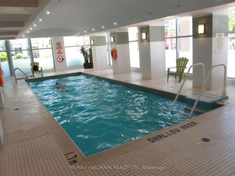 Photo 24 at 2525 - 230 Queens Quay W, Waterfront Communities C1, Toronto