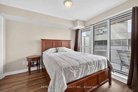 Photo 9 at 301 - 2015 Sheppard Avenue E, Henry Farm, Toronto