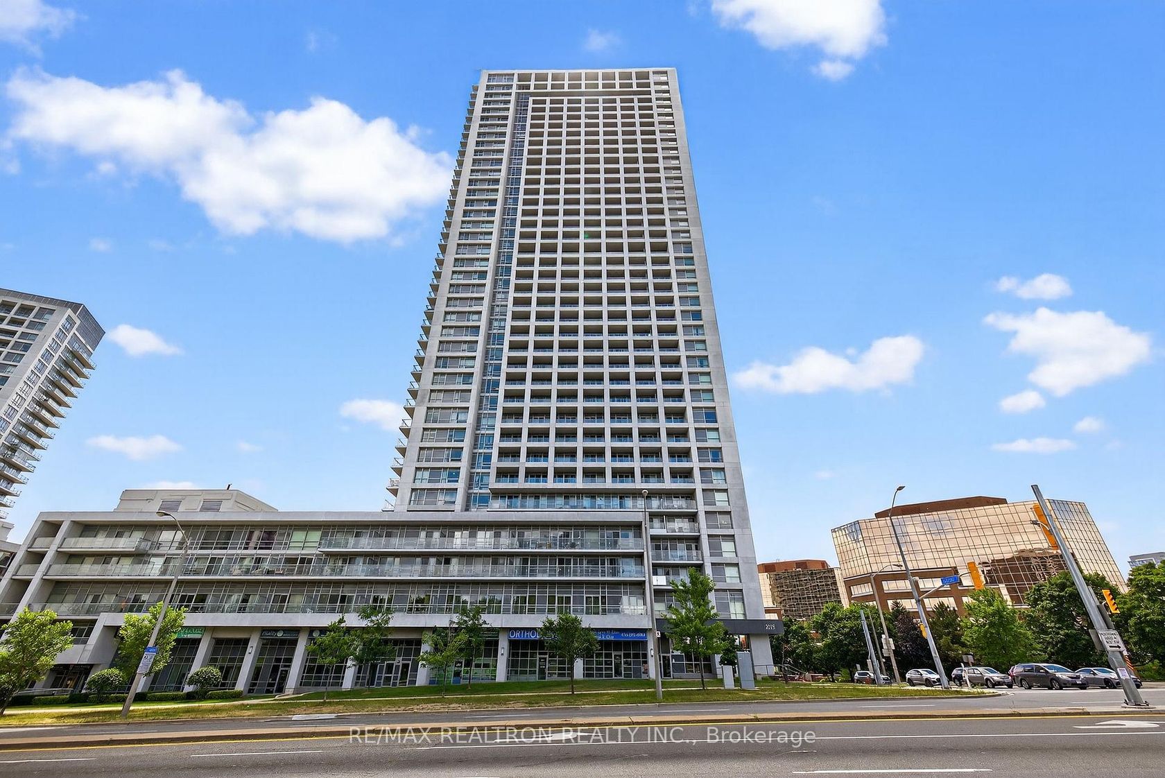 301 - 2015 Sheppard Avenue E, Henry Farm, Toronto 
