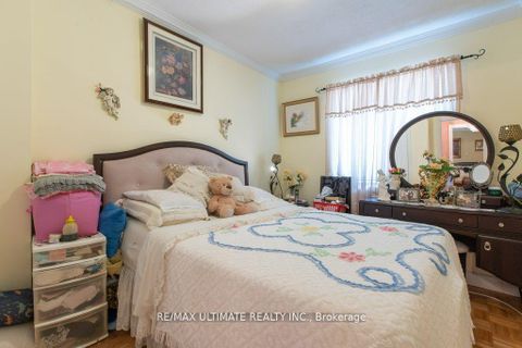 Photo 11 at 110 Aileen Avenue, Eglinton West, Toronto