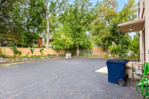 Photo 4 at 95 Gowan Street, Allandale, Barrie