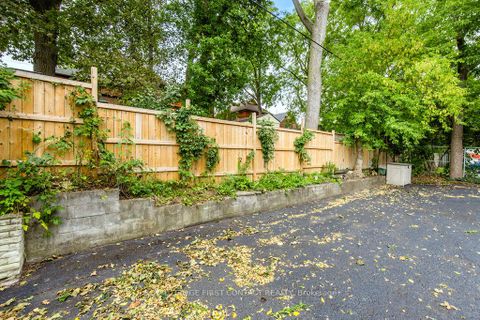 Photo 5 at 95 Gowan Street, Allandale, Barrie