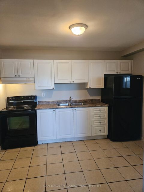 Photo 12 at 95 Gowan Street, Allandale, Barrie