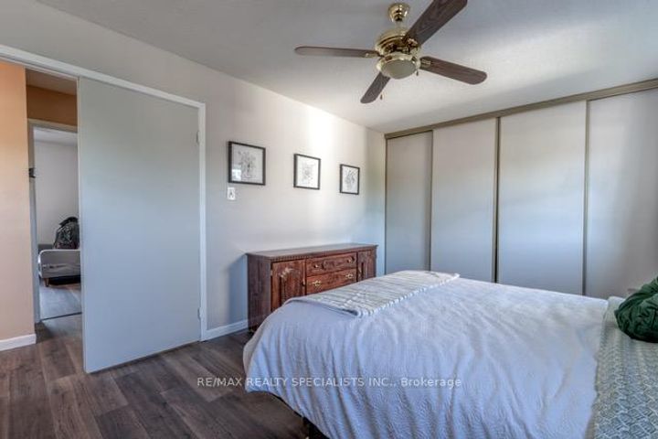 Photo 26 at 45 - 45 Neuchatel Place, Meadowvale, Mississauga
