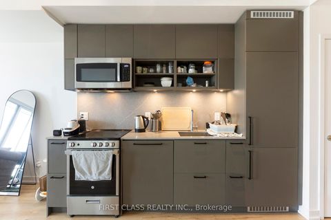 Photo 4 at 2606 - 135 East Liberty Street, Niagara, Toronto