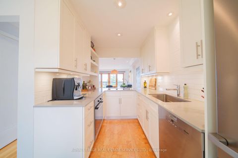 Photo 8 at 2331 Ontario Street, BR Bronte, Oakville