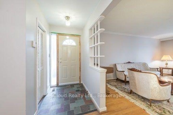 Photo 3 at 3053 Bayview Avenue, Bayview Village, Toronto