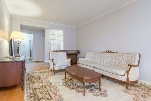Photo 5 at 3053 Bayview Avenue, Bayview Village, Toronto