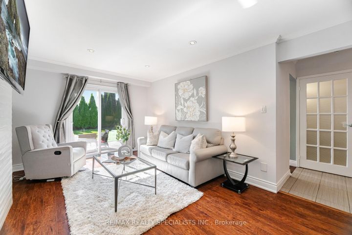 Photo 15 at 6240 Edenwood Drive, Meadowvale, Mississauga
