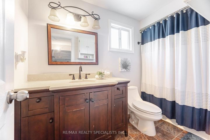 Photo 26 at 6240 Edenwood Drive, Meadowvale, Mississauga