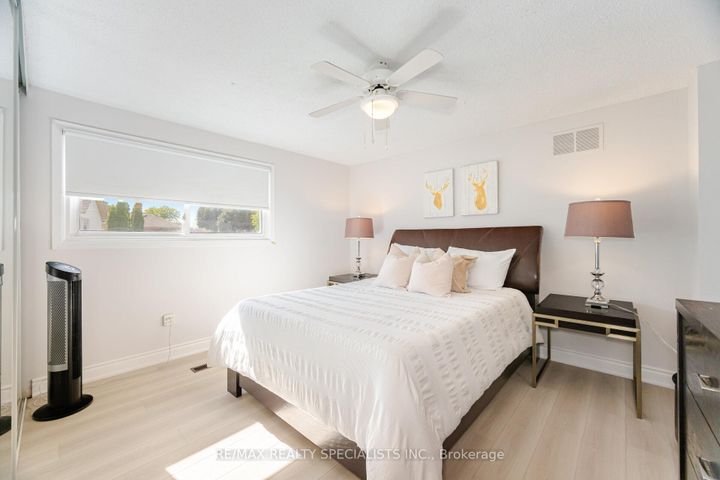Photo 31 at 6240 Edenwood Drive, Meadowvale, Mississauga