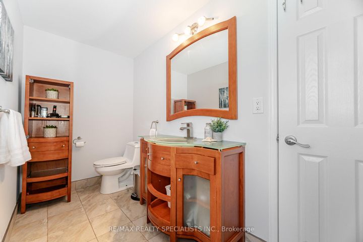 Photo 33 at 6240 Edenwood Drive, Meadowvale, Mississauga