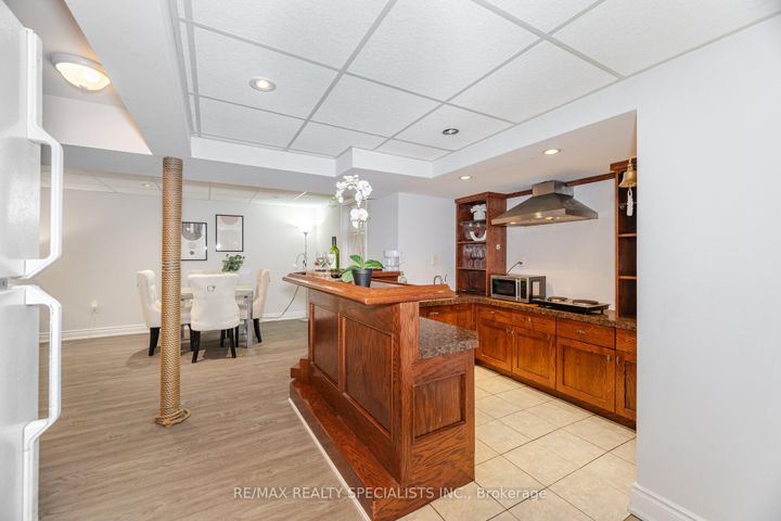 Photo 37 at 6240 Edenwood Drive, Meadowvale, Mississauga