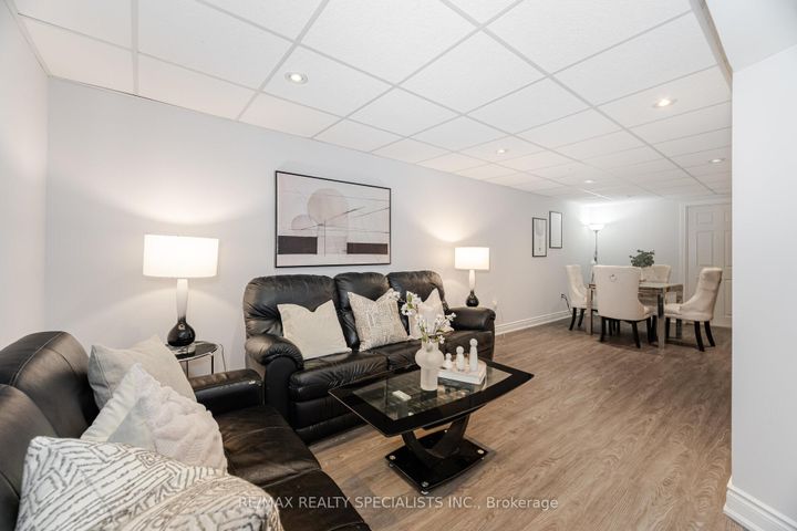 Photo 40 at 6240 Edenwood Drive, Meadowvale, Mississauga