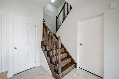 Photo 9 at 8 - 9 Eaton Park Lane, L'Amoreaux, Toronto
