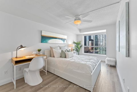 Photo 4 at 1407 - 410 Queens Quay W, Waterfront Communities C1, Toronto