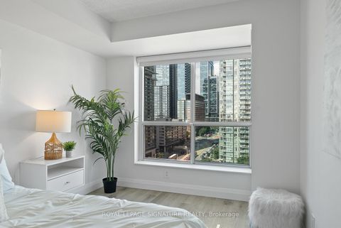 Photo 7 at 1407 - 410 Queens Quay W, Waterfront Communities C1, Toronto