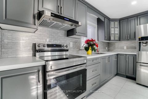 Photo 0 at 44 Sanford Street, Sanford, Barrie