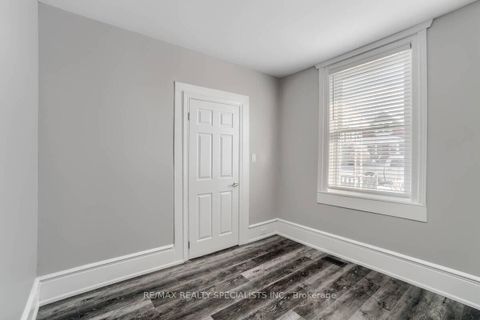 Photo 17 at 44 Sanford Street, Sanford, Barrie