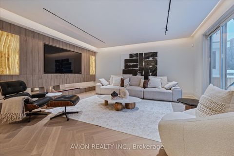 Photo 12 at 72 Lord Seaton Road, Windfields, Toronto